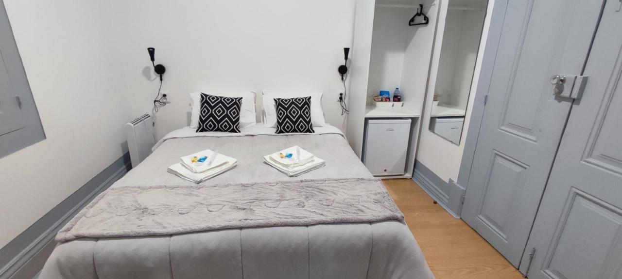 Santa Cruz Guest house *